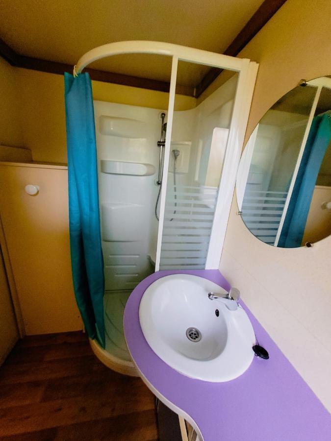 Camping Les Hirondelles Bourg-Sainte-Marie Екстер'єр фото